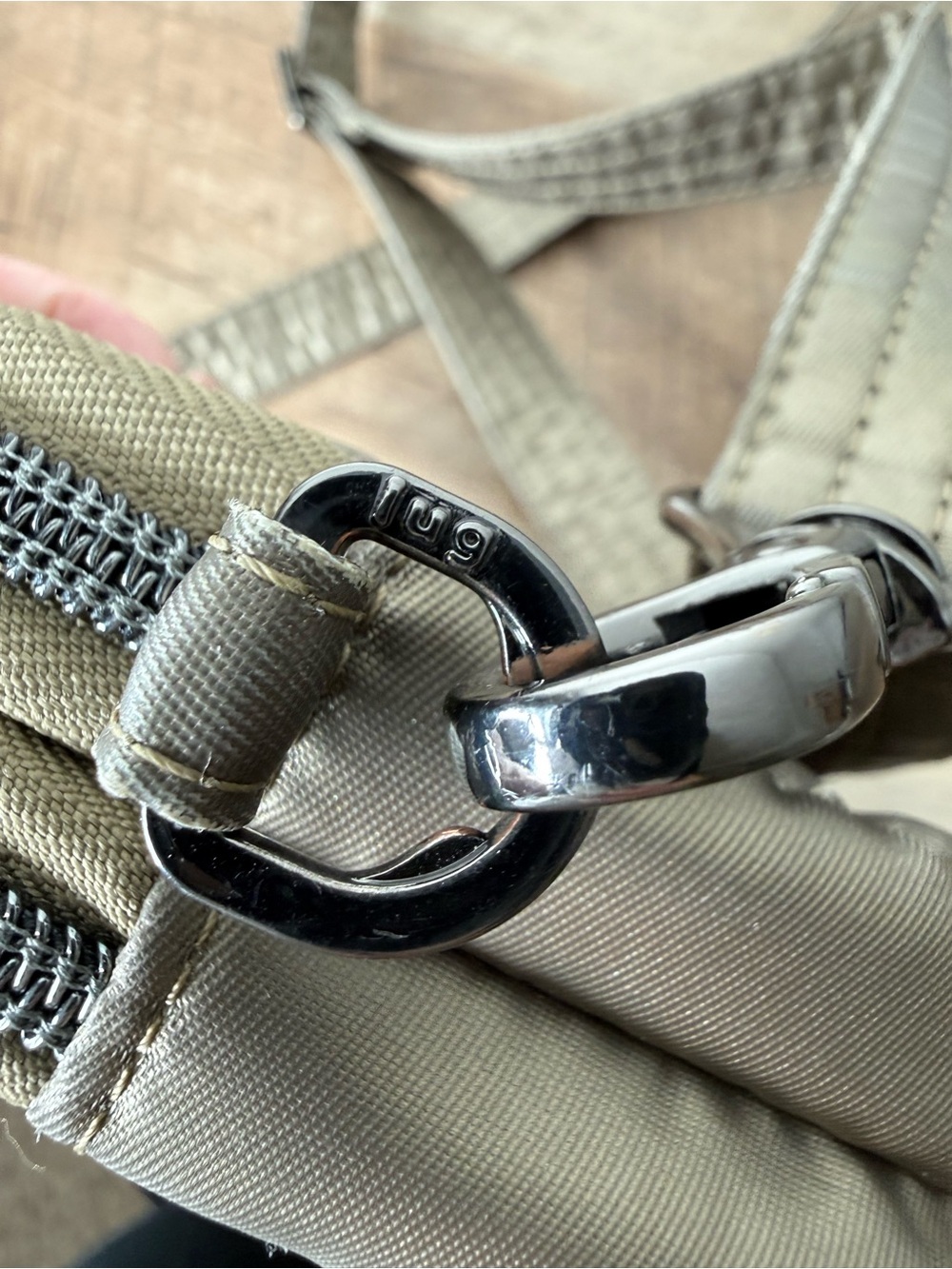 LUG Coupe SE Metallic Bronze Quilted Crossbody Mini Bag Zipper - Picture 7 of 13